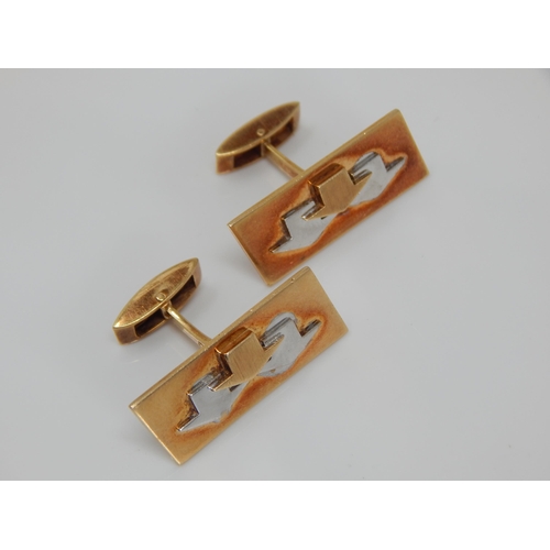 294 - A Heavy Pair of 14ct Gold Cufflinks: Weight 18.03g