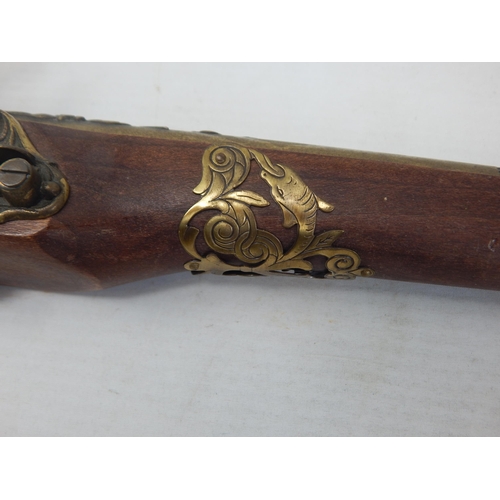 368 - Flintlock Pistol Replica with Working Action: Length 41cm