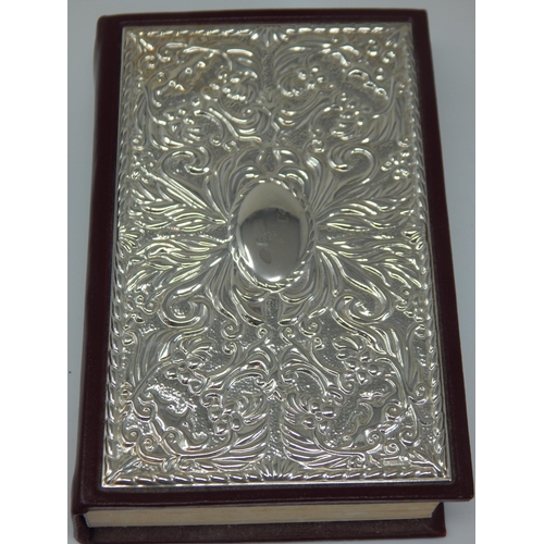 148Q - Silver Fronted & Fine Leather Oxford Dictionary with Blank Cartouche: Hallmarked Sheffield 1996 by R... 