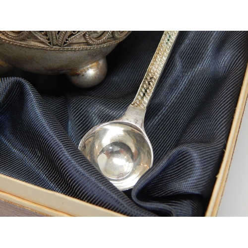 148R - Russian Silver Salt & Spoon with Filigree decoration in Original Fitted Case with paperwork