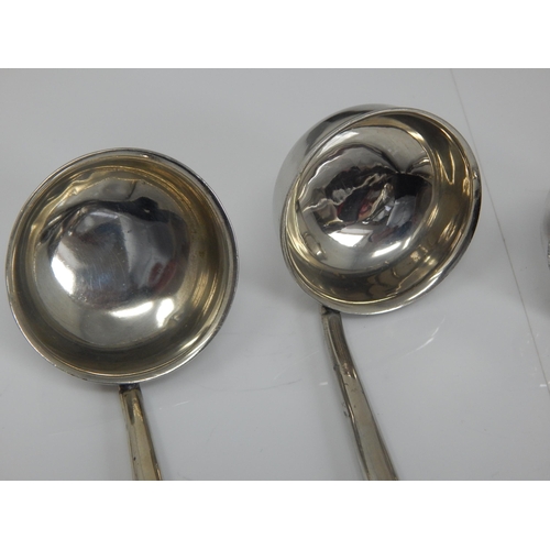 149A - 4 x 19th Century Silver Toddy Ladles with Twisted Baleen Handles & Silver terminals: Longest 21.5cm