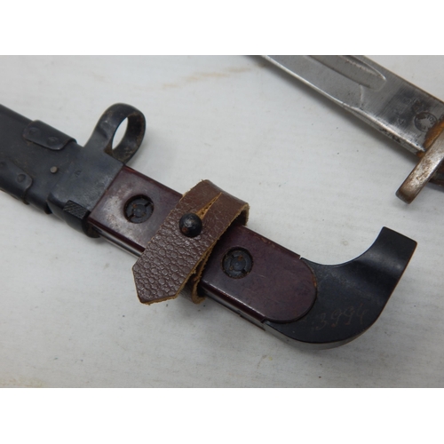 381 - 1913 Dated Bayonet & Scabbard: Length 56.5cm overall together with two further Bayonets.