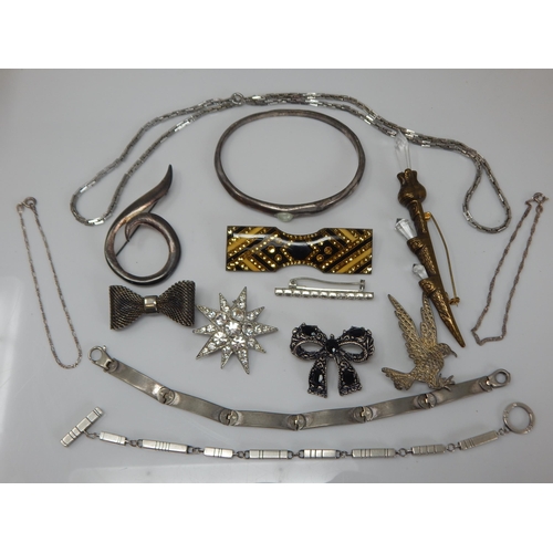 27 - A Quantity of Silver & Costume Jewellery