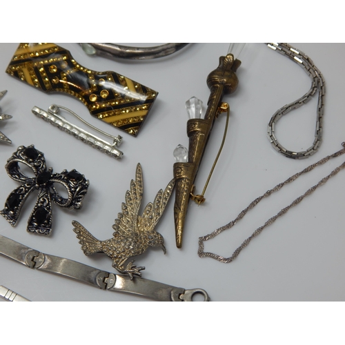 27 - A Quantity of Silver & Costume Jewellery