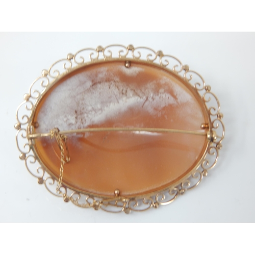 2 - Large 9ct Gold Framed Cameo Brooch Depicting Classical Maidens Bathing. Measuring 7cm x 5.5cm