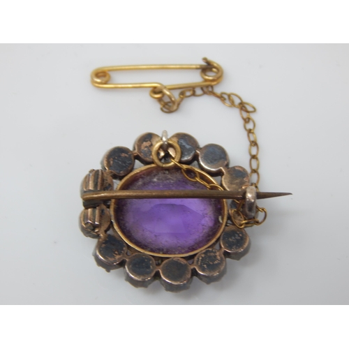 104 - 19th Century Gold & Silver Amethyst & Paste Set Brooch: 2,2cm wide: Gross weight 5.08g