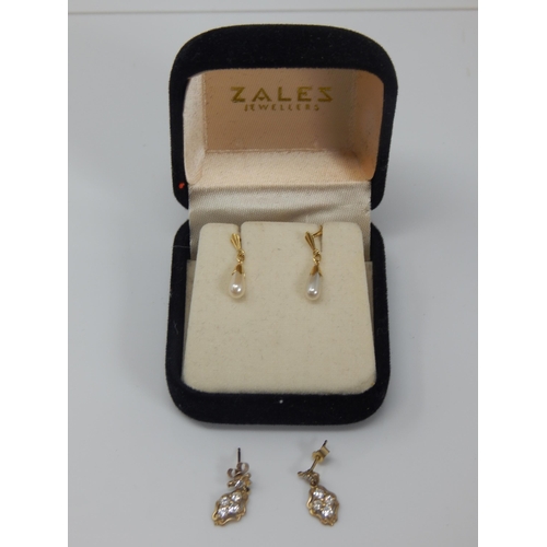 117 - Two Pairs of 9ct Gold Earrings: Gross weight 2.17g