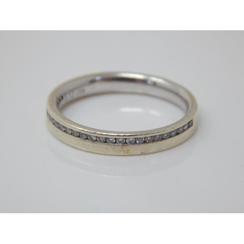 163 - 9ct White Gold Diamond Set Ring: Size L: Weight 2.58g