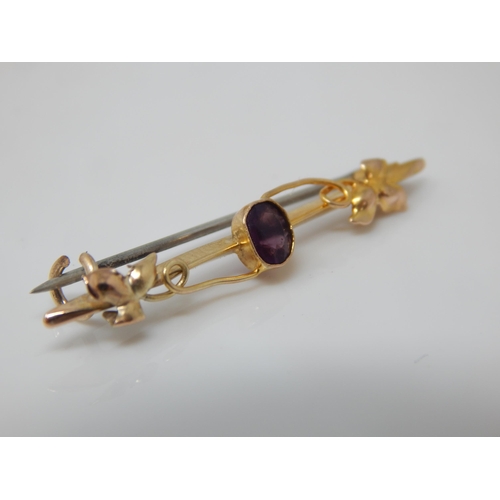 134 - Edwardian floral decorated amethyst 9ct gold bar brooch – Chester 1910 - 1.2g