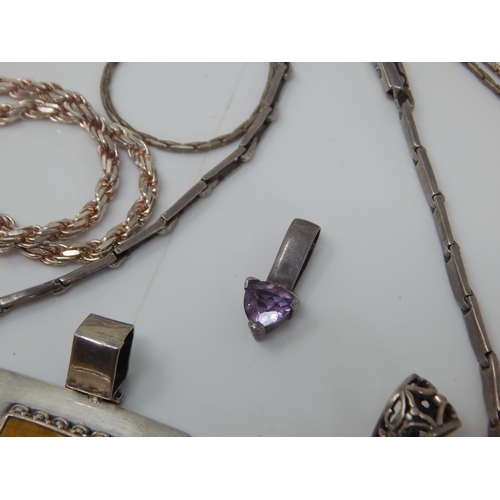 299 - Quantity of Silver Jewellery Including Tigers Eye: Gross weight 156g