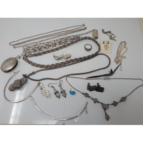 301 - Quantity of Silver, Some Antique Including Locket & Victorian Brooch: Gross weight 270g