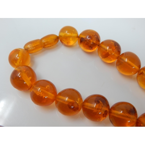 306 - Vintage Amber Necklace with Screw Clasp: Weight 174g