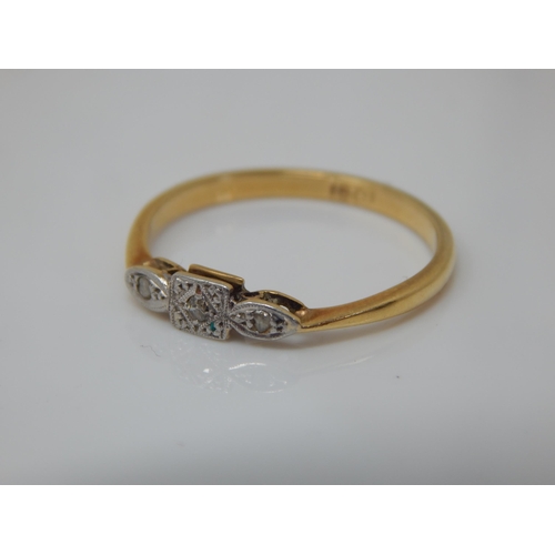 77 - 18ct Gold Diamond Set Ring: Size O/P: Weight 2.31g in Fitted Case