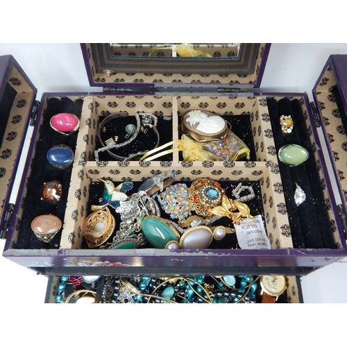 85 - A Quantity of Silver Jewellery (84g) together with a Large Collection of Costume Jewellery in a Jewe... 