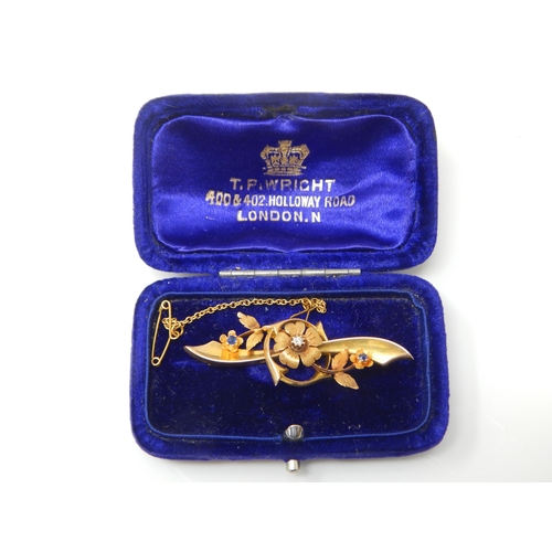 52 - Edwardian 15ct Gold Brooch Set with a Central Diamond & Two Sapphires: Weight 3.57g