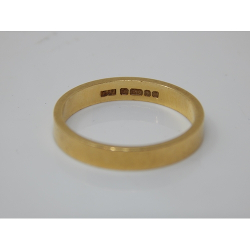 54 - 18ct Gold Wedding Ring: Size L: Weight 2.68g