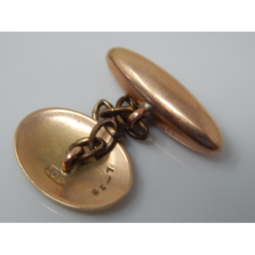 64 - 9ct Gold Single Cufflink: Weight 3.30g