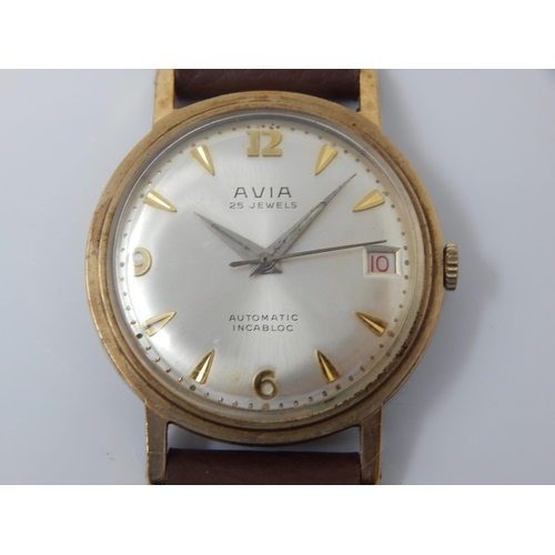 71 - 9ct Gold Gentleman's Avia Automatic Wristwatch with Date Aperture: Working when catalogued