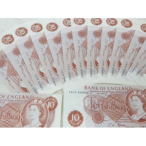 29 - Hoard of 40 x Bank of England Ten Shilling notes cashier Fforde all crisp Uncirculated and consecuti... 