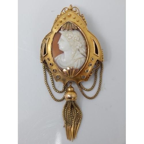 46 - Victorian 18ct Gold Cameo Brooch, gross weight 17.67g.