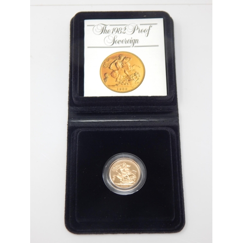 9 - Royal Mint U.K 1982 Gold Proof Sovereign in Case of Issue with COA