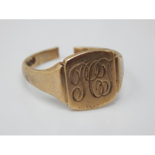 349 - 9ct Gold Cut Signet Ring: Weight 4.69g