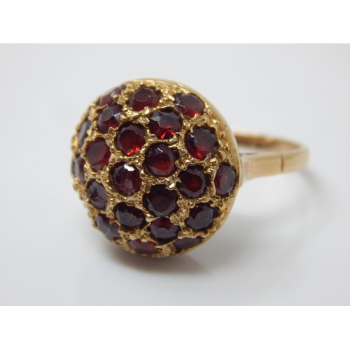 352 - 9ct Gold Garnet Cluster Ring: Size J/K: Gross weight 6.35g