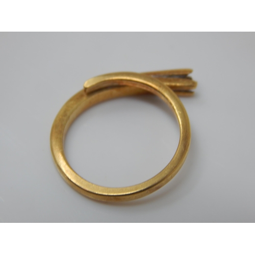 354 - 18ct Gold Scrap Ring: Weight 3.78g