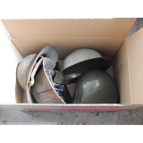 977 - 3 x military helmets with liners and chinstraps