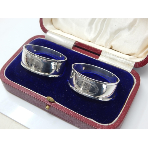 53 - A Pair of Edwardian Silver Napkin Rings: Hallmarked Sheffield 1905 by James Deakin & Sons: Presented... 