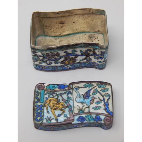 90 - Chinese Hallmarked Silver & Cloisonne Enamel Box: Measuring 3.5cm x 2cm