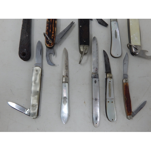 234 - A Quantity of Various Penknives & Utility Knives Including Hallmarked Silver (10)