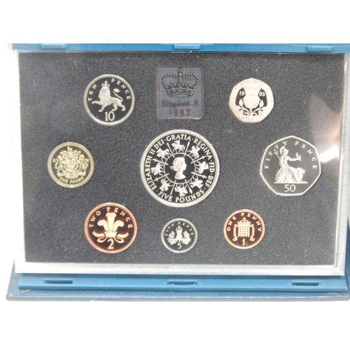 47 - Royal Mint Brilliant Uncirculated Coin Sets 1989/1990/1993/1995/1999 (6) in cases of issue with COA'... 