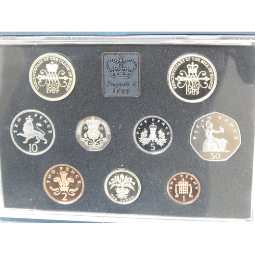 47 - Royal Mint Brilliant Uncirculated Coin Sets 1989/1990/1993/1995/1999 (6) in cases of issue with COA'... 