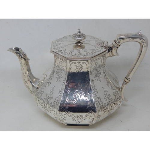 130 - Victorian Silver Teapot Hallmarked London 1845 by Barnard Brothers: Weight 662g