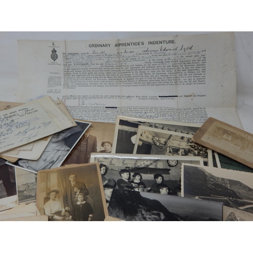 322 - A Quantity of Mainly Military Photographs & Ephemera