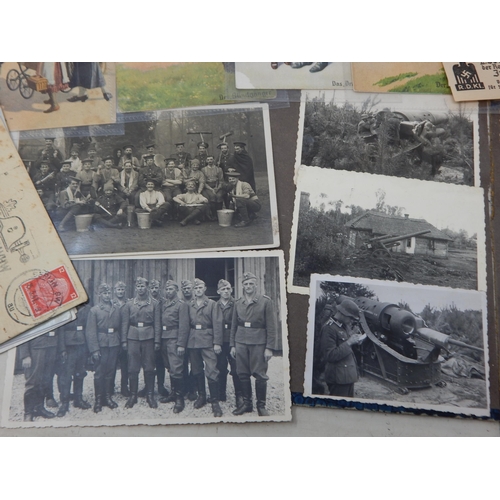 323 - A Quantity of Military Photographs & Ephemera