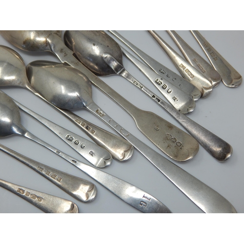 160 - A Group of Early Hallmarked Silver Spoons: Various Dates & Makers: Weight 150g