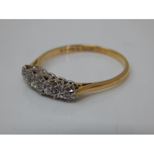 1F - Ladies 18ct Gold Hallmarked Diamond ring weight 2.86g