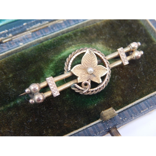 1G - 14ct Gold Brooch weight 2.92g.