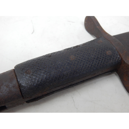 307K - A Martini Henry sawback bayonet. Overall length 59cm