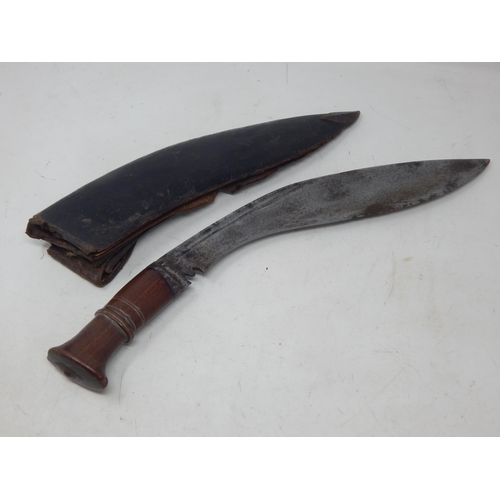 307L - Military 1937 Dated Kukri Knife in Leather Scabbard: Overall length 45cm