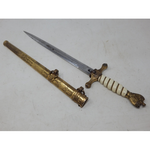 307M - German WWII period Kriegsmarine Officer's dagger with lightning bolt scabbard, the blade marked 'Eic... 