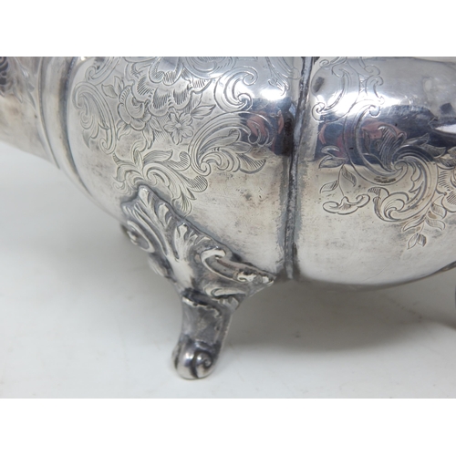 181 - Victorian Silver Melon Teapot: Hallmarked London 1847 by William Hunter: Weight 754g