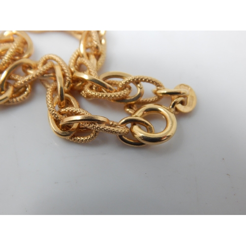 111B - 9ct Gold Bracelet: Length 18cm: Weight 4.53g