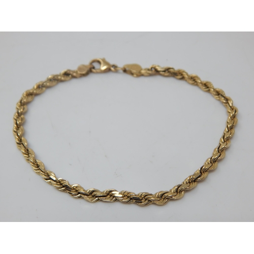 111H - 14ct Gold Bracelet: Length 20cm: Weight 11.30g