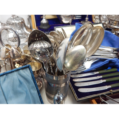 192 - A Large Quantity of Victorian & Later Silver Plated Wares (lot)