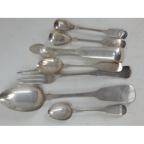 204 - A Quantity of Irish & Scottish Hallmarked Silver Flatware: Various Dates & Makers: Weight 212g