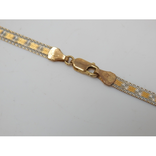 220 - 9ct Gold Necklace: Length 43cm: Weight 6.1g