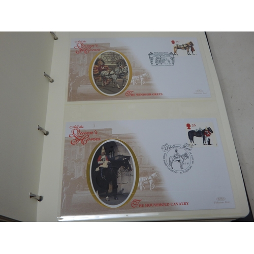 5 - Large collection of stamps in 2 binders GB QV - QE11 and World selection, group of First Day Covers ... 